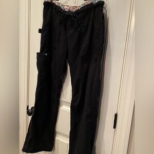 Black women’s large  KOI scrub pants,  cargo style